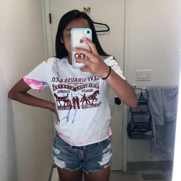 SOLD Tie dye Levi shirt - Picture 3 of 3